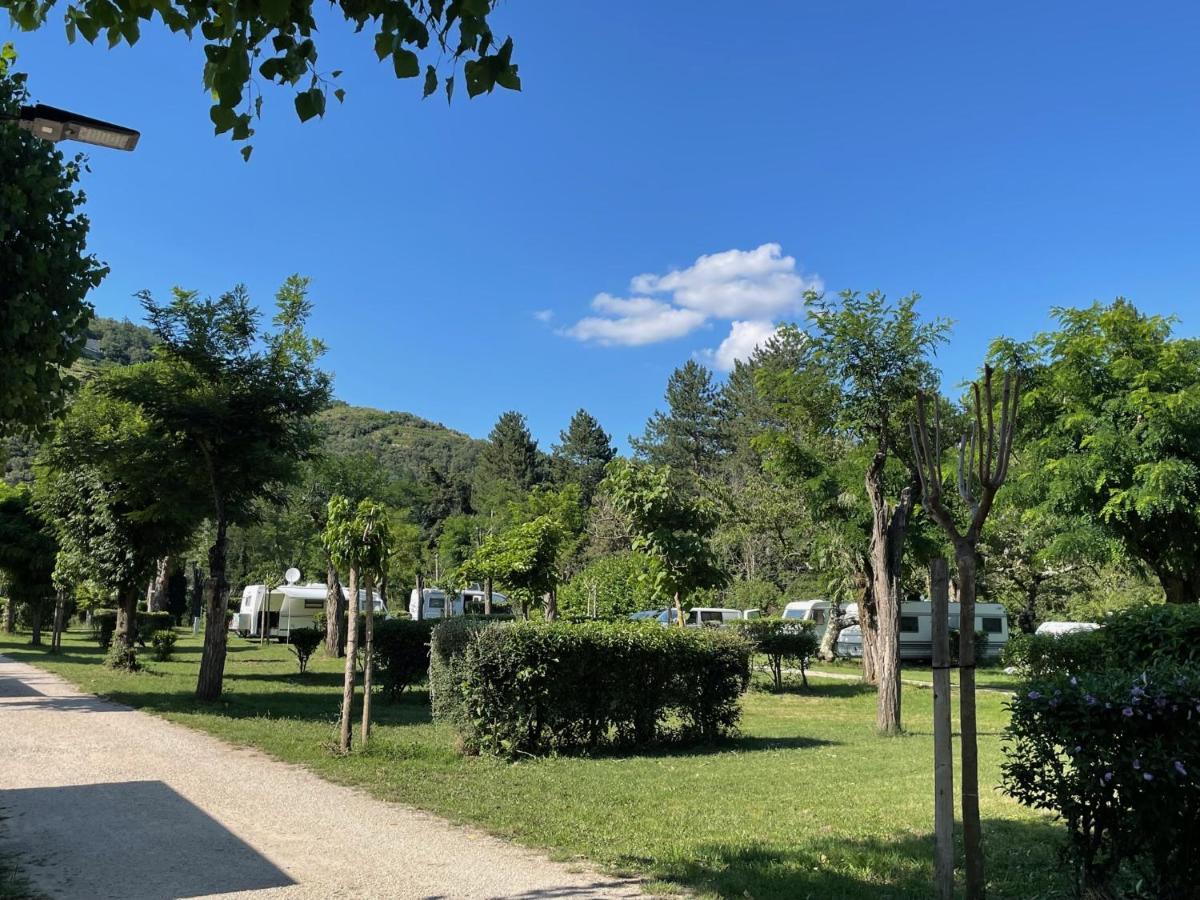 Camping Avec Piscine Et Riviere A Tournon Sur Rhone Ardeche Luaran gambar