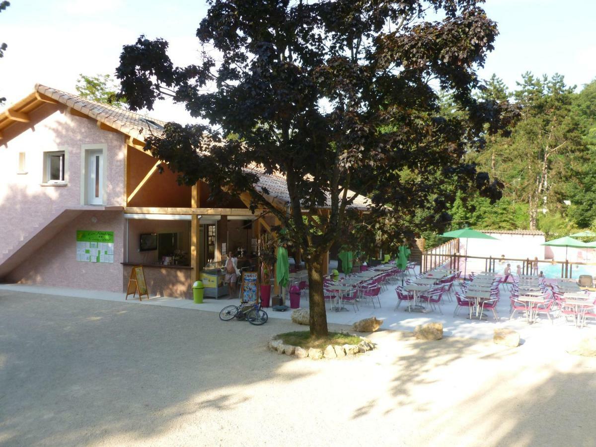 Camping Avec Piscine Et Riviere A Tournon Sur Rhone Ardeche Luaran gambar