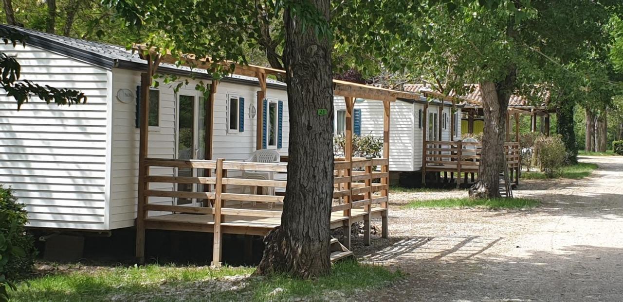 Camping Avec Piscine Et Riviere A Tournon Sur Rhone Ardeche Luaran gambar